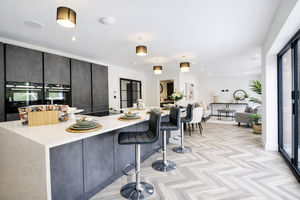 Photo 25- click for photo gallery